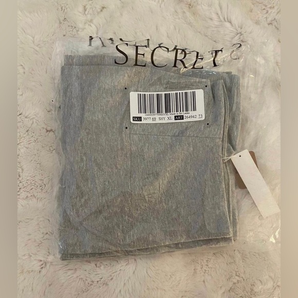 VS PINK HIGH WAIST LEGGINGS GRAY & RAINBOW BLING RHINESTONE LOGO NWT HTF RARE XL - Picture 3 of 8